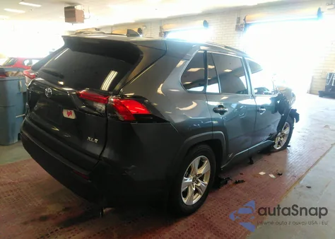 2021 Toyota Rav4 Xle из США, поврежденный, VIN 2T3W1RFV4MC142059
